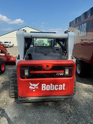 Image of Bobcat T740 equipment image 2