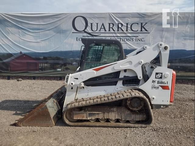 Image of Bobcat T740 equipment image 1