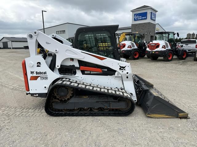 Image of Bobcat T740 equipment image 1