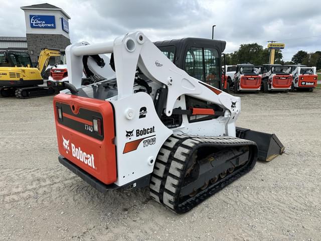 Image of Bobcat T740 equipment image 2