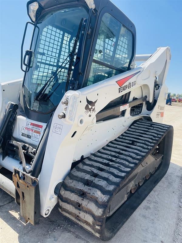 Image of Bobcat T740 equipment image 2
