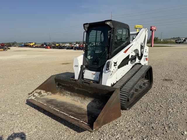Image of Bobcat T740 equipment image 4