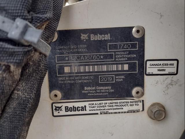 Image of Bobcat T740 equipment image 4