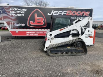 Main image Bobcat T740
