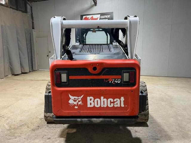 Image of Bobcat T740 equipment image 3