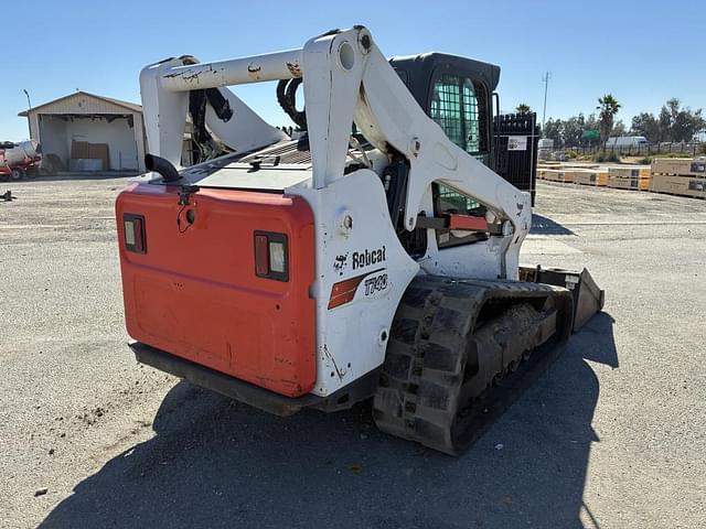 Image of Bobcat T740 equipment image 2