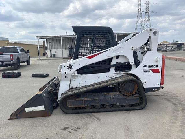 Image of Bobcat T740 equipment image 4