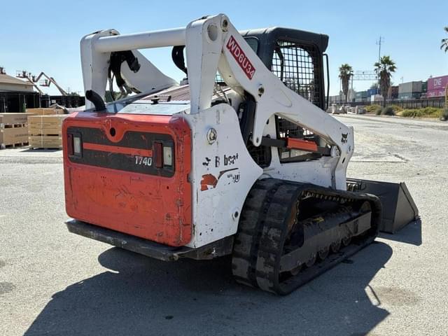 Image of Bobcat T740 equipment image 2