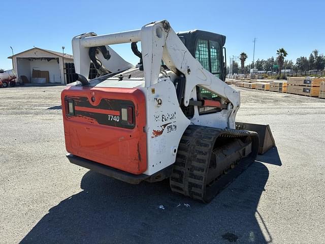 Image of Bobcat T740 equipment image 2
