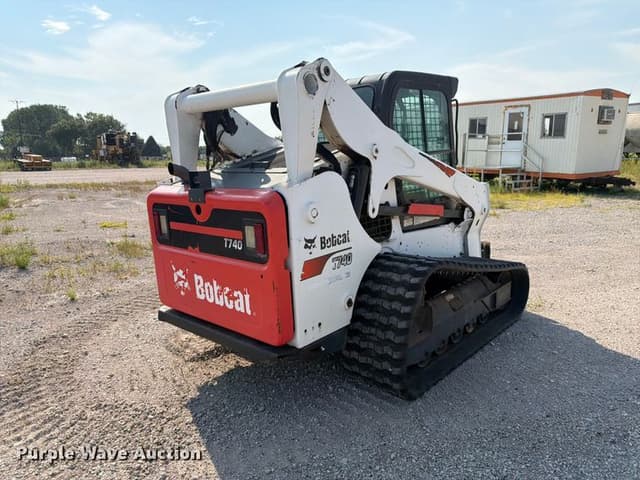 Image of Bobcat T740 equipment image 4