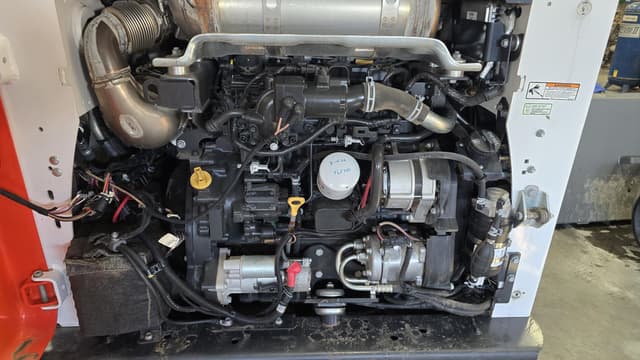 Image of Bobcat T770 equipment image 2