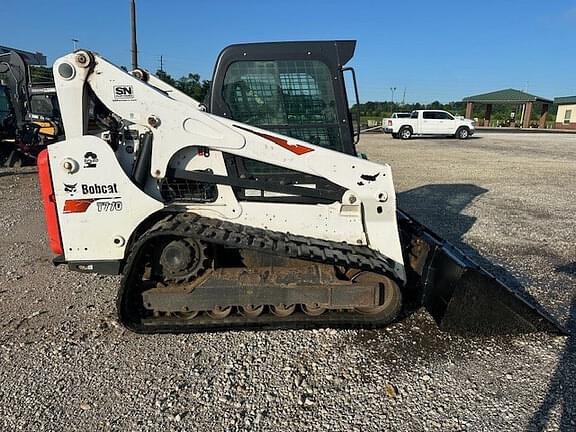 Image of Bobcat T770 equipment image 2