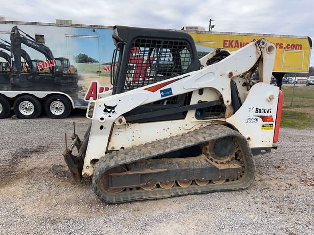 Image of Bobcat T770 equipment image 2