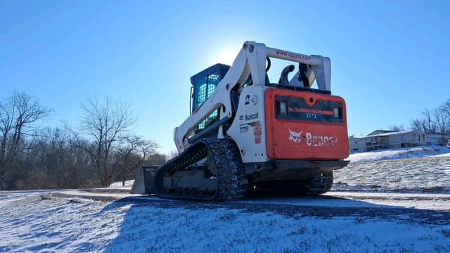 Image of Bobcat T770 equipment image 2