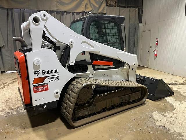 Image of Bobcat T770 equipment image 4
