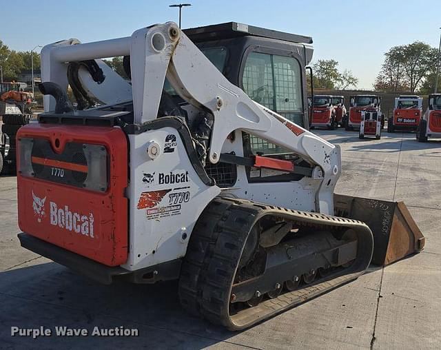 Image of Bobcat T770 equipment image 4