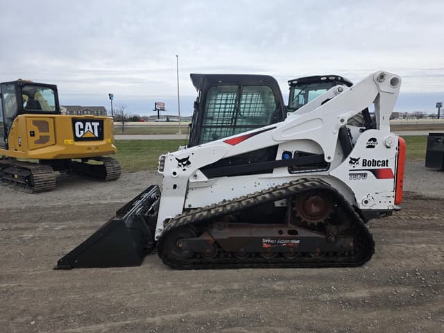 Image of Bobcat T870 equipment image 1