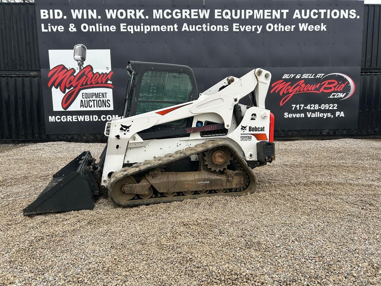 2019 Bobcat T870 Equipment Image0