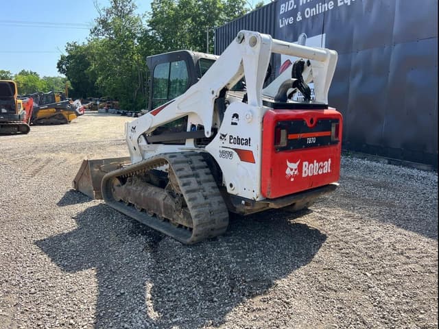 Image of Bobcat T870 equipment image 3