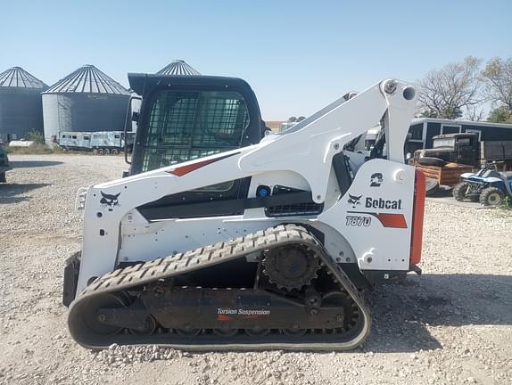 Image of Bobcat T870 equipment image 2