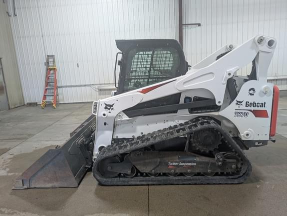 Image of Bobcat T870 equipment image 1