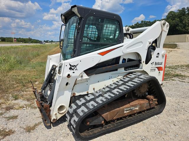 Image of Bobcat T870 equipment image 4