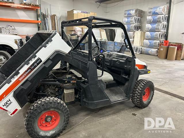Image of Bobcat UV34 equipment image 1