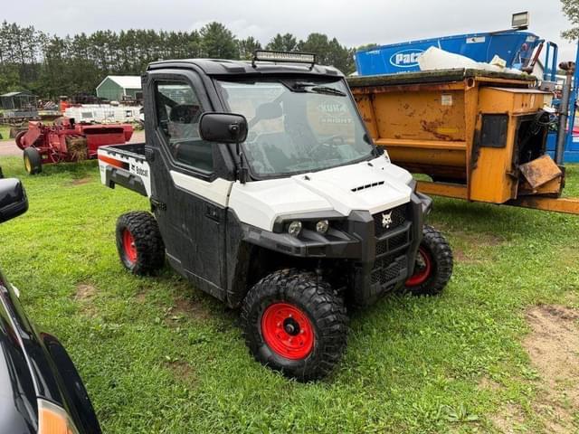 Image of Bobcat UV34 equipment image 3