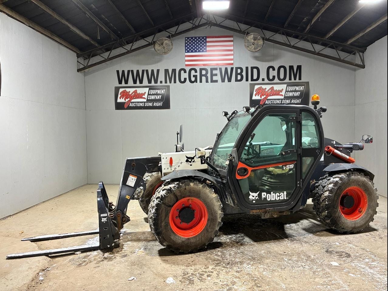 2019 Bobcat V519 Equipment Image0