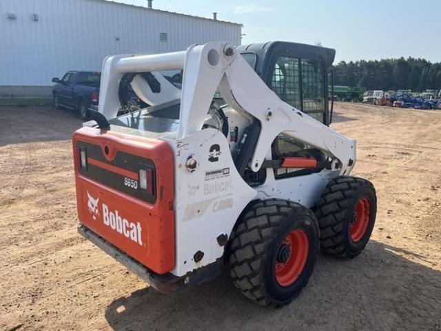 Image of Bobcat S650 equipment image 4