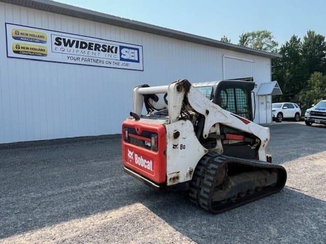 Image of Bobcat T740 equipment image 2