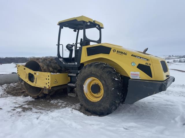 Image of Bomag BW211PDH-5 equipment image 3