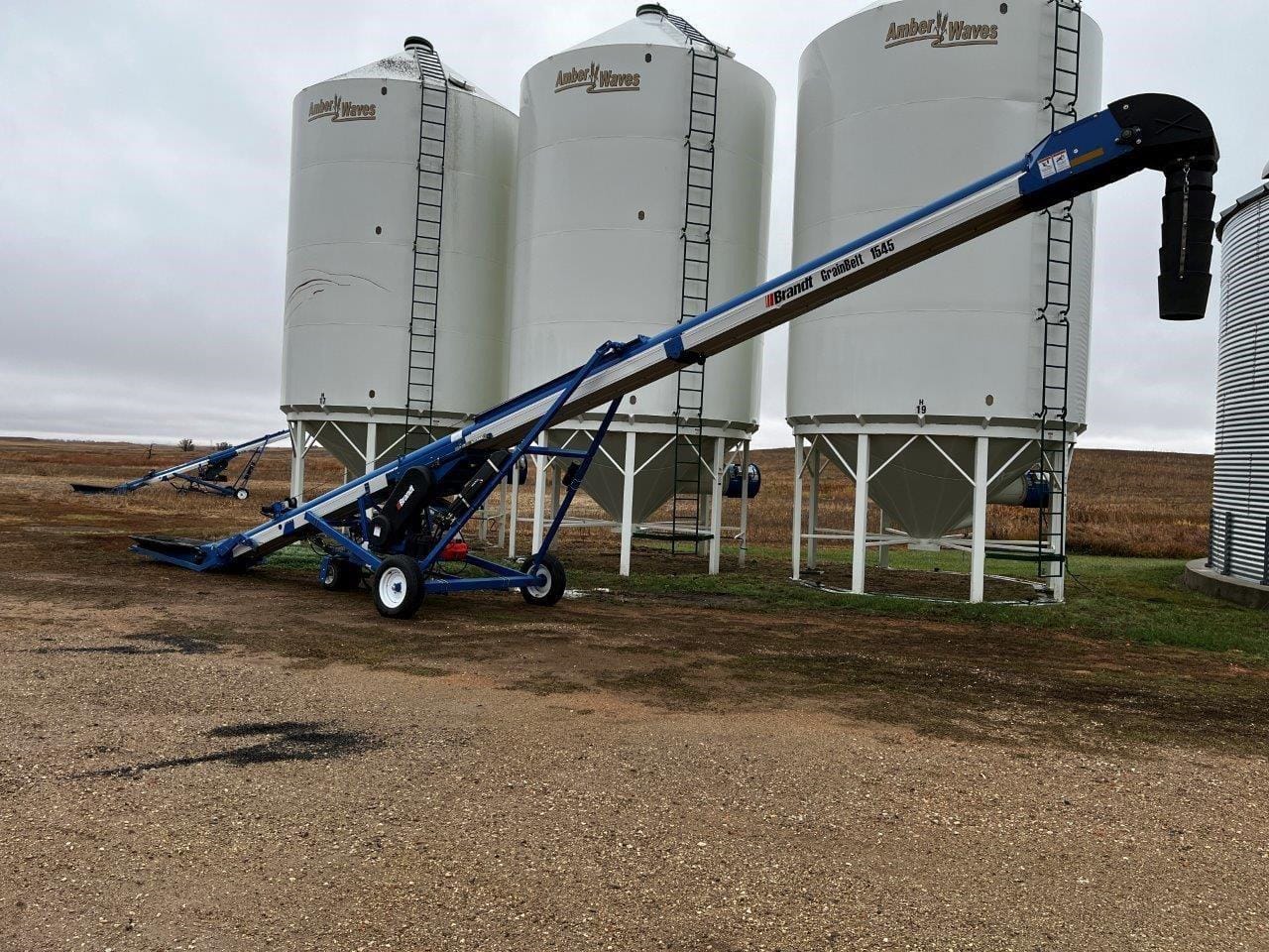 2019 Brandt 1545LP Equipment Image0