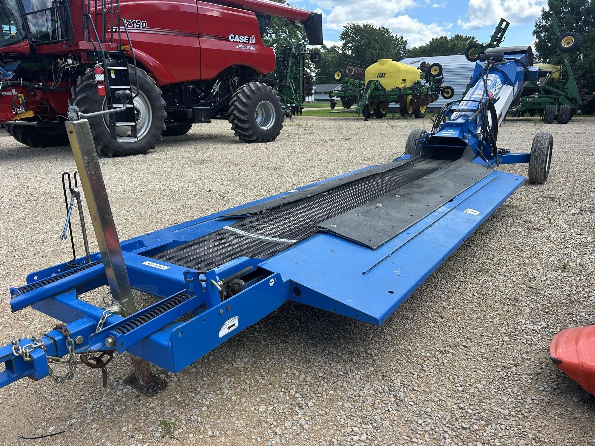 2019 Brandt GrainDeck Equipment Image0