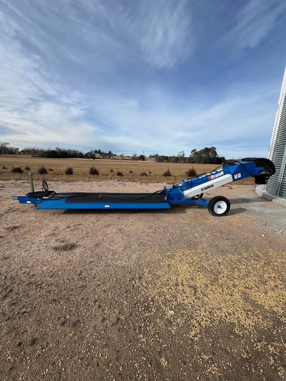 2019 Brandt GrainDeck Equipment Image0