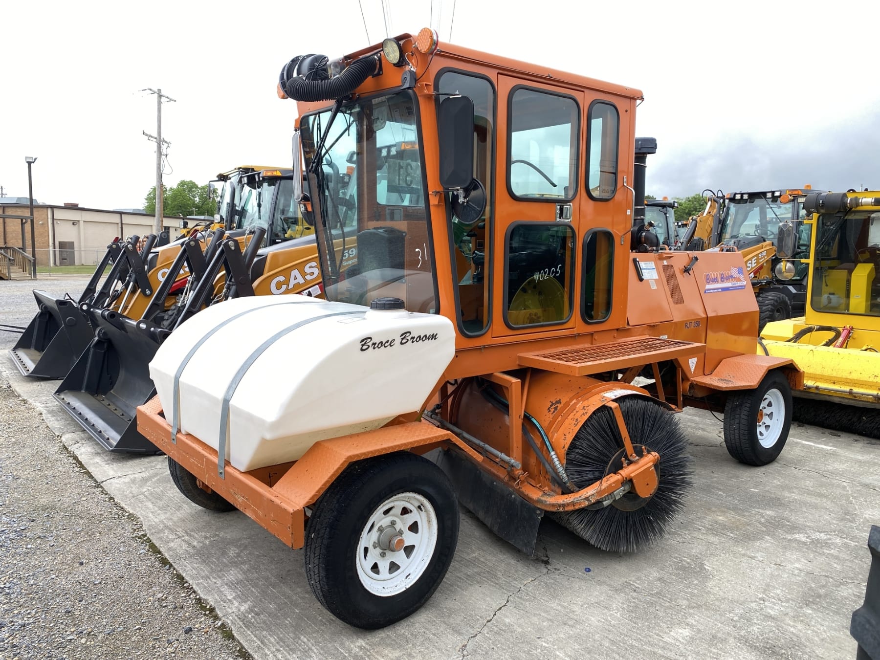 2019 Broce RJT 350 Equipment Image0