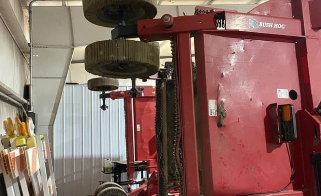 Image of Bush Hog 12820 equipment image 4