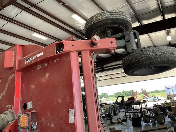 Image of Bush Hog 2820 equipment image 3