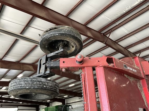 Image of Bush Hog 2820 equipment image 2