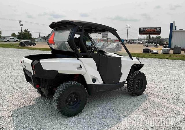 Image of Can-Am Commander 800R equipment image 4