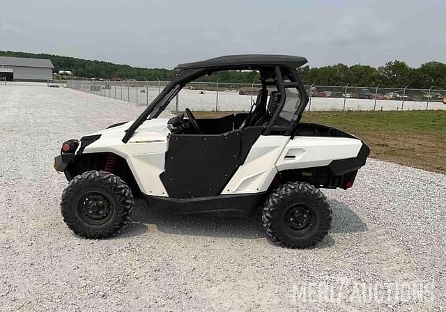 Image of Can-Am Commander 800R equipment image 1