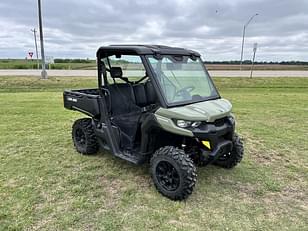 Main image Can-Am Defender HD10 3