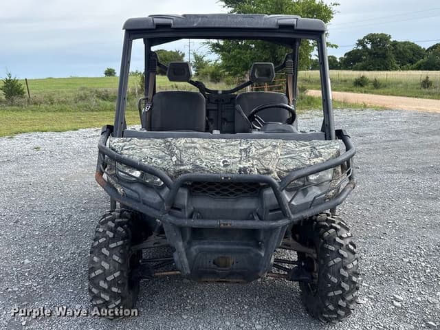 Image of Can-Am Defender HD8 equipment image 1