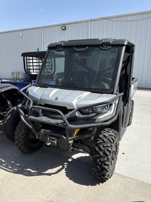 2019 Can-Am HD10 Image