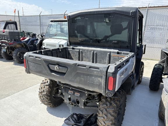 Image of Can-Am HD10 equipment image 2