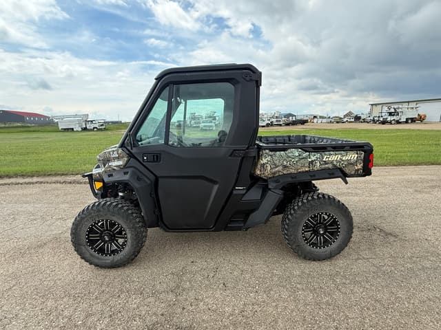 Image of Can-Am HD10 equipment image 2