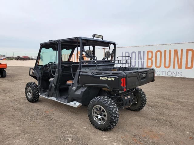 Image of Can-Am Defender HD10 equipment image 2