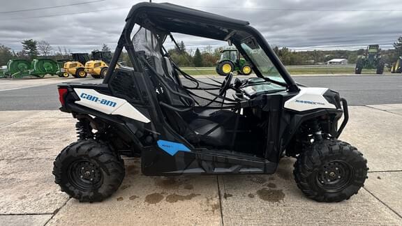 Image of Can-Am Maverick Trail 800 equipment image 4