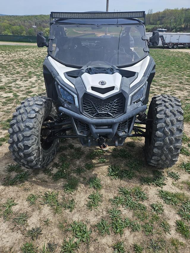 Image of Can-Am Maverick X3 equipment image 2