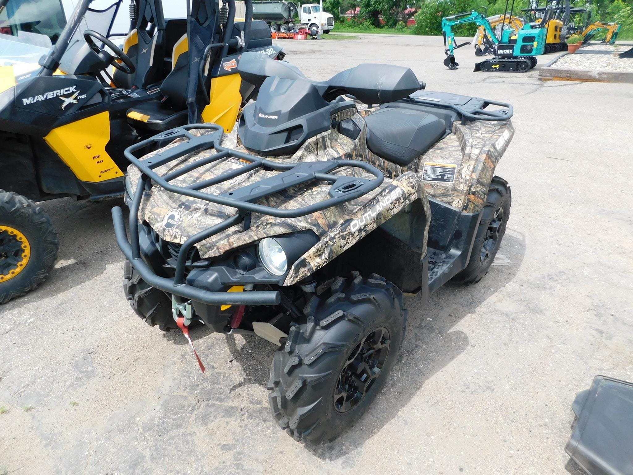 2019 Can-Am Outlander 450 Equipment Image0